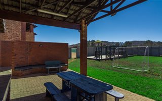 2 Bedroom Apartment in Winchester Hills