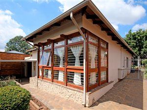 3 Bed House in Westdene