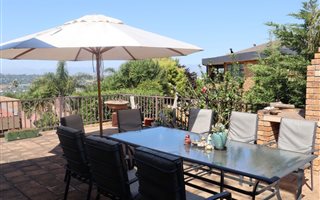 4 Bedroom House in Protea Valley