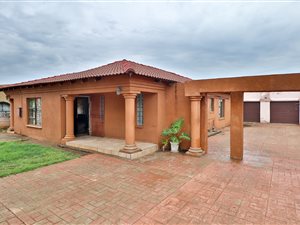 3 Bed House in Palmridge