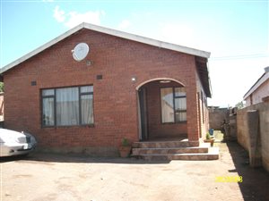 3 Bed House in Lions River