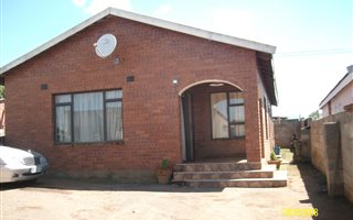 3 Bedroom House in Lions River