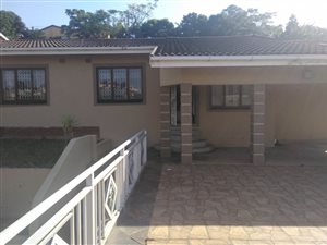 4 Bed House in Verulam