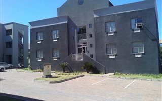 609 m² Office Space in Sunninghill