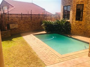 6 Bed House in Randpark Ridge