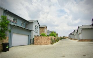3 Bedroom Townhouse in North Riding