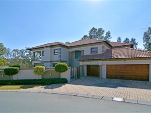 5 Bed House in Kyalami