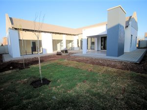 3 Bed House in Midstream Estate