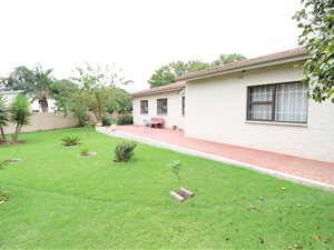 3 Bed House in Meadowbrook