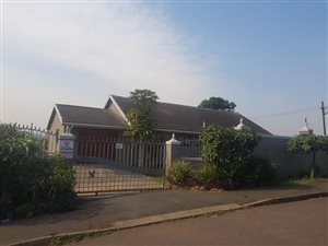 3 Bedroom House in KwaMashu