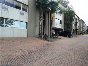 1035 m² Office Space in Sunninghill
