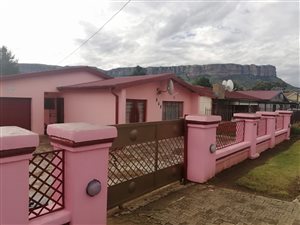 3 Bed House in Phuthaditjhaba