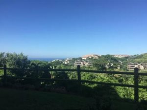 2 Bed Apartment in Salt Rock