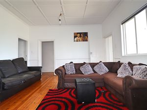4 Bed Apartment in Salt River