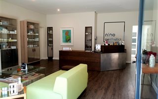 195 m² Commercial space in Norwood