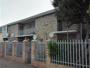 2 Bed Apartment in Swartkops