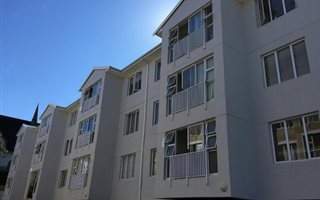 2 Bedroom Apartment in Grahamstown Central