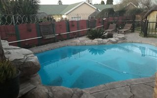 3 Bedroom House in Parkrand
