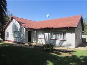 3 Bed House in General Alberts Park