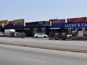 Retail space in Vosloorus
