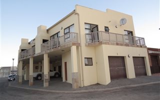 2 Bedroom Apartment in Bay View