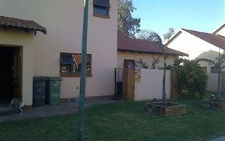 3 Bedroom House in Waterval East