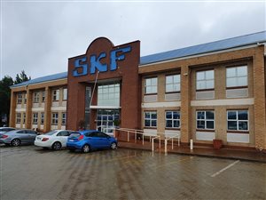 9600 m² Industrial space in Witfield