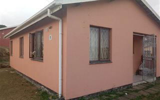 3 Bedroom House in Umlazi