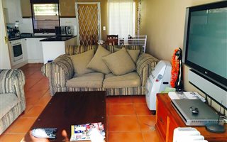 2 Bedroom Duplex in Sunninghill