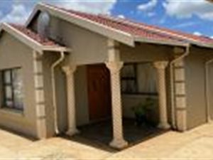 2 Bed House in Toekomsrus