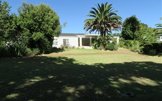 4 Bedroom House in Constantia