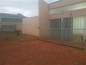 3 Bed House in Isipingo Hills