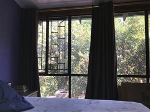 3 Bed Duplex in Meyerspark