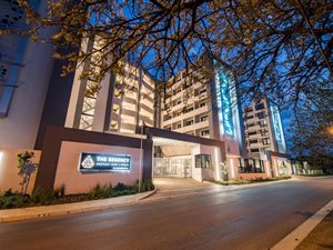 2 Bed Apartment in Menlyn