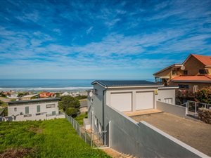 615 m² Land available in Glentana
