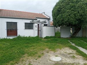 2 Bed House in Summer Greens