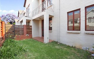 2 Bedroom Apartment in Saxonwold