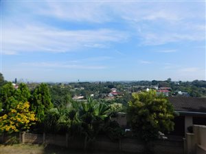 908 m² Land available in Doonside