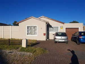 3 Bedroom House in Ottery