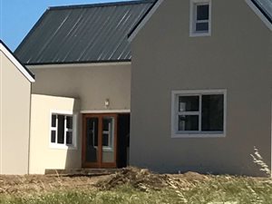 3 Bedroom House in Stanford