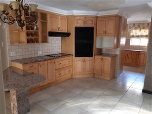 4 Bed House in Blue Gill