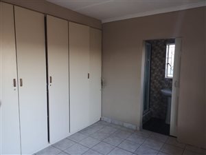3 Bed House in Orient Heights
