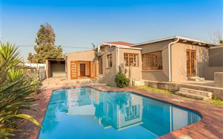 3 Bedroom House in Westdene