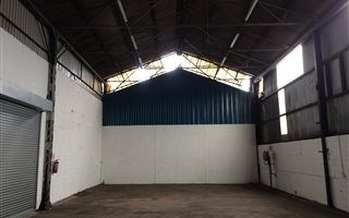 636 m² Industrial space in Jacobs