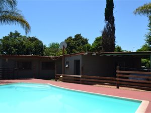 3 Bed House in Clayville East