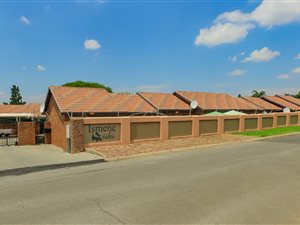 Commercial space in Lilianton