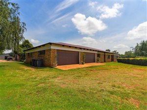 2 ha Farm in Benoni AH