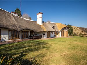 21 ha Farm in Currys Post