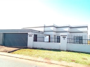 3 Bed House in Vosloorus
