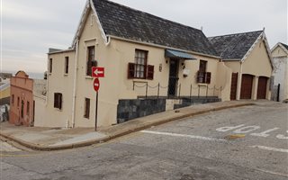 4 Bedroom House in Port Elizabeth Central